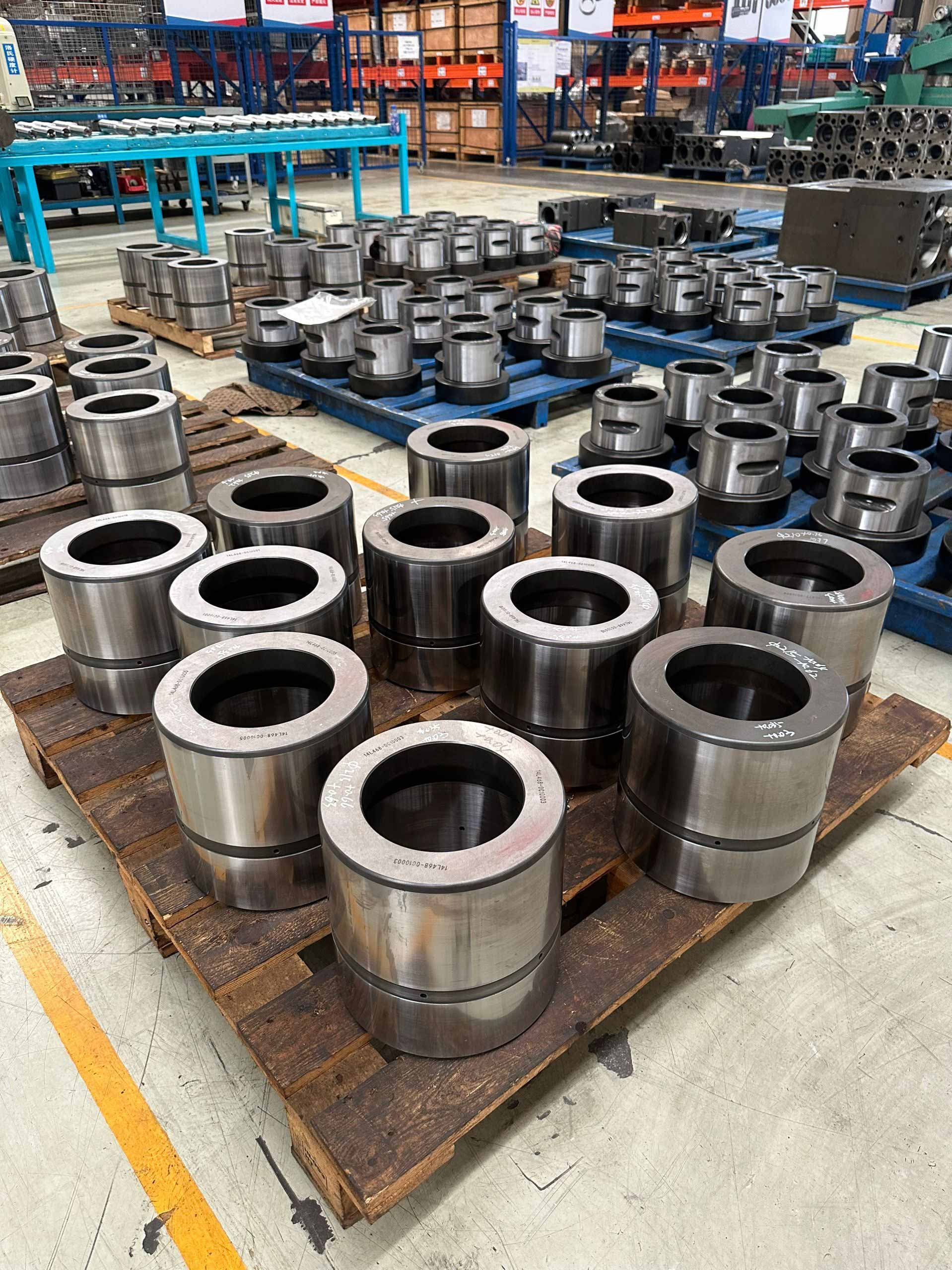 20CrMo SB81 Inner Bush for Hydraulic Hammer Breaker Spare Parts Delivery Time 15-25 Days 170*114*140*40*181 6