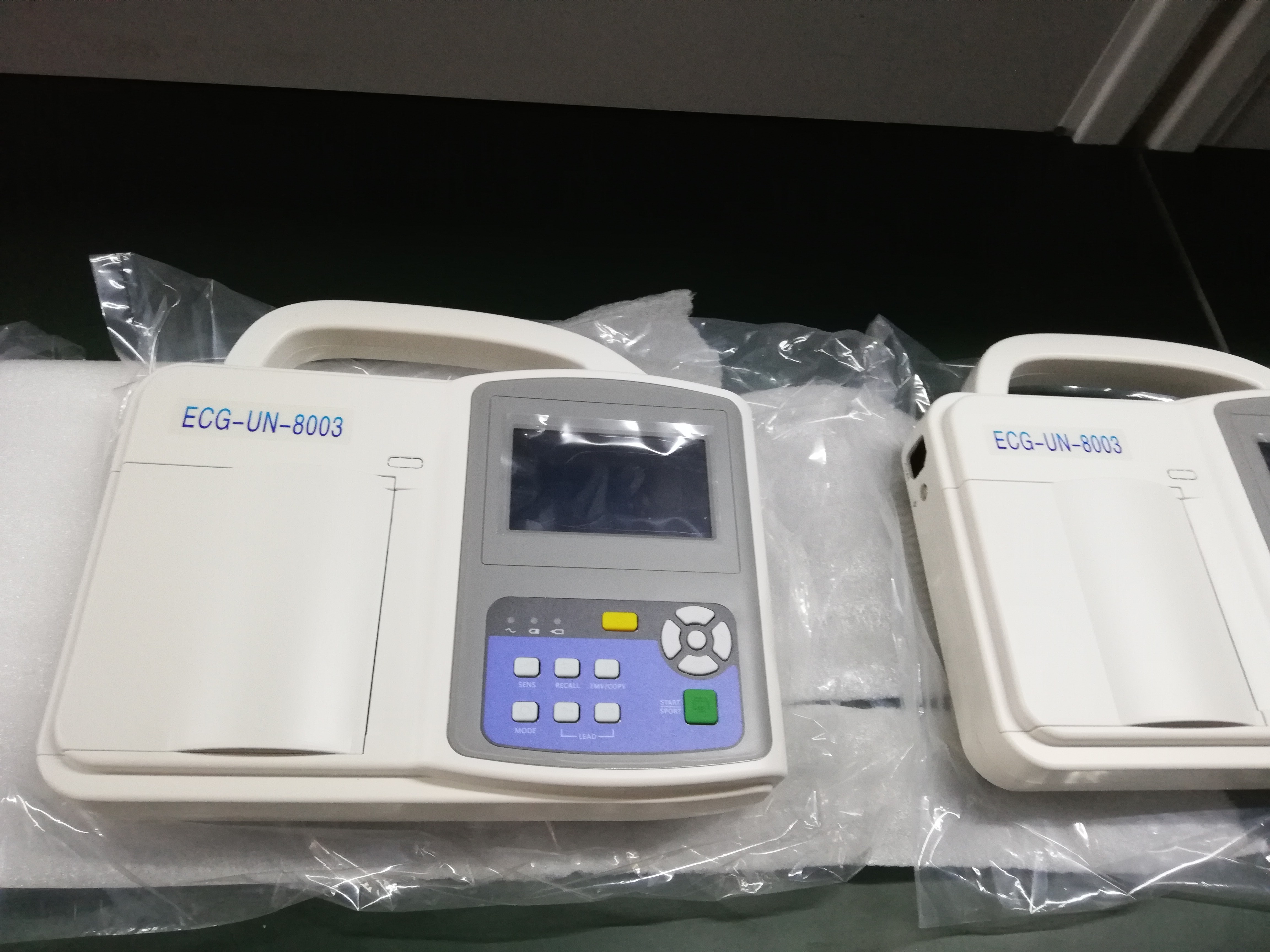 UN8003 ISO CE approved 3 Channels Digital ECG Machine