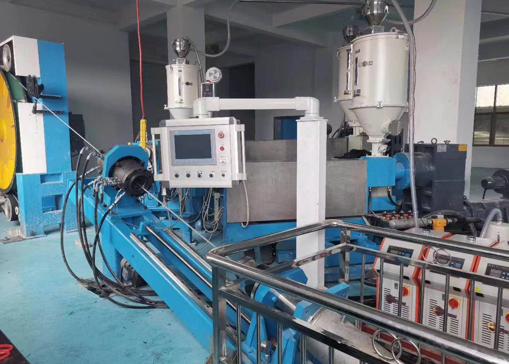 65+150+90 XLPE Power Cable Extruder Machine 35kv CCV Line