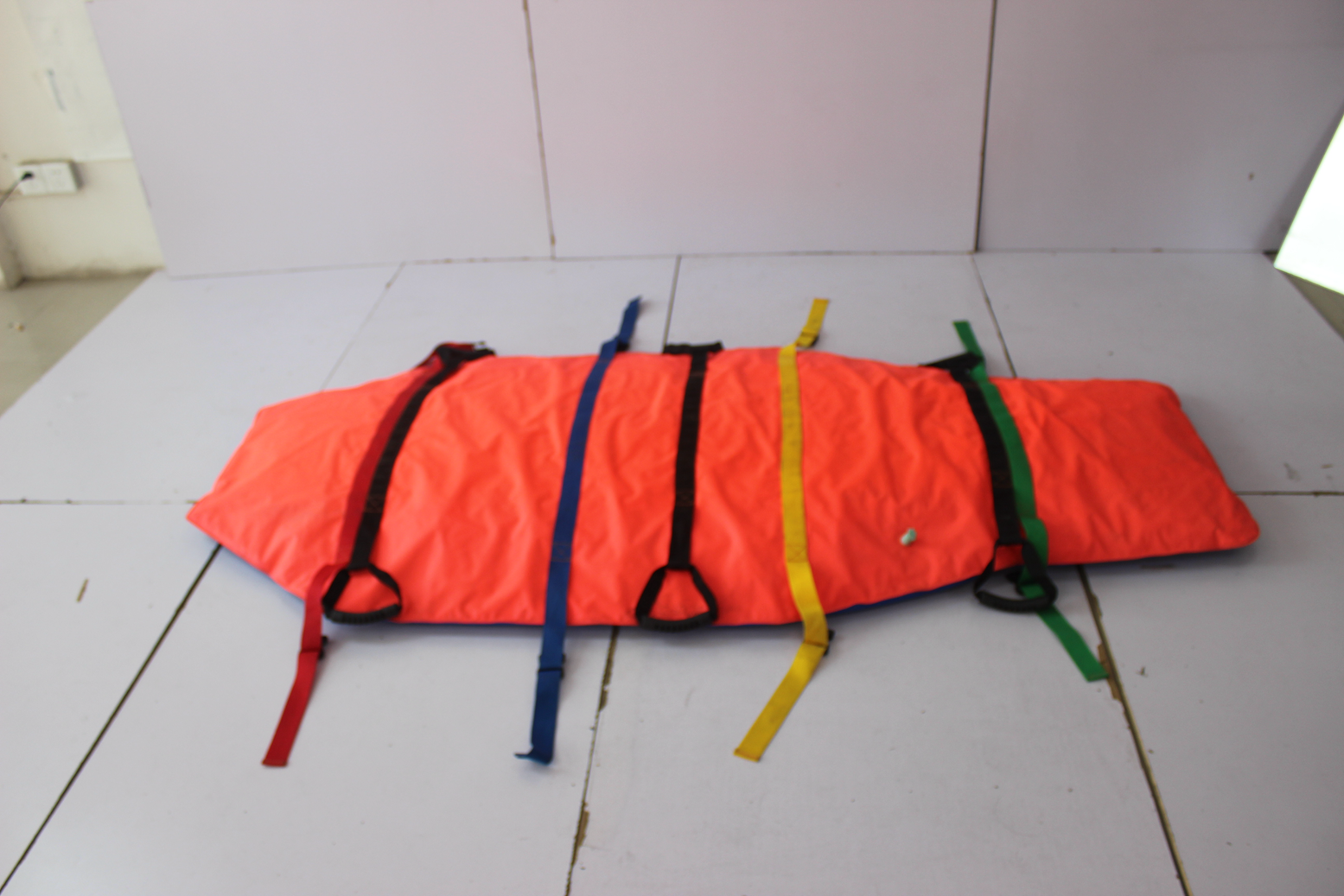 Soft Aluminum Alloy 80CM Medical Vacuum Mattress Stretcher Types