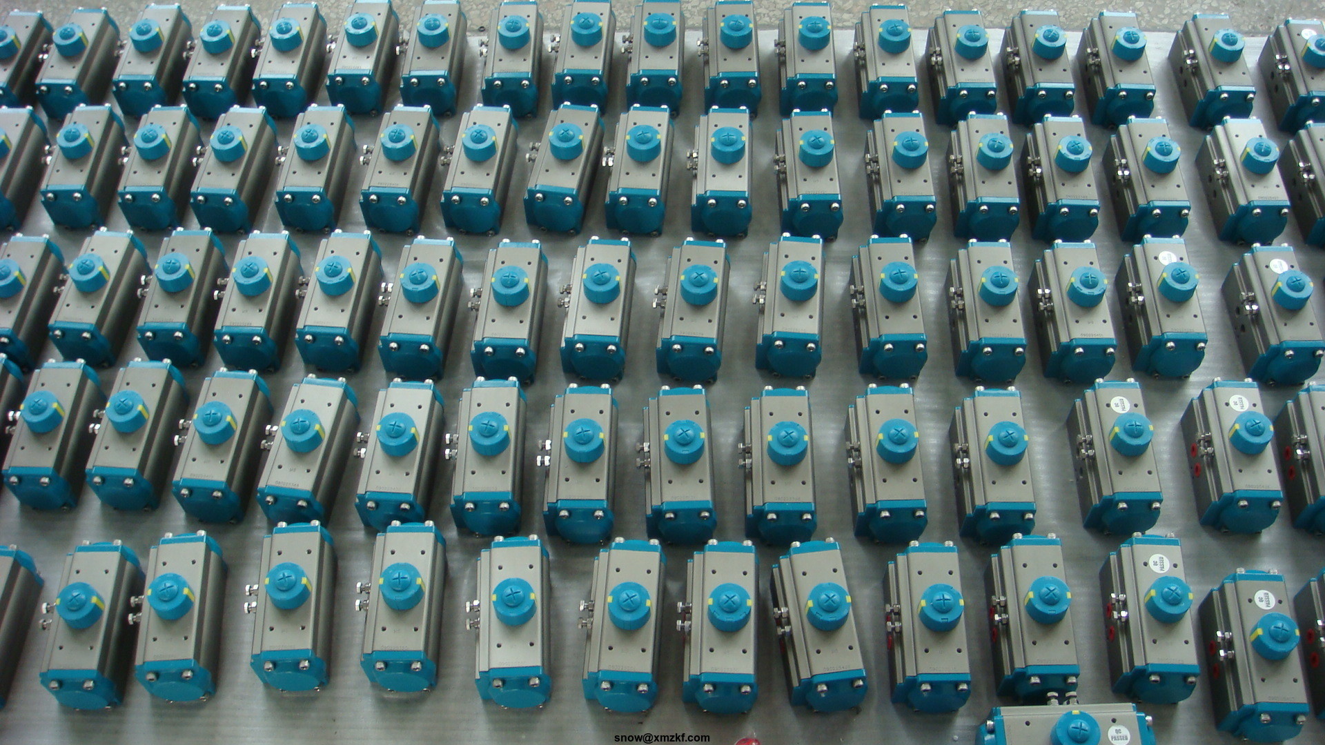 AT series Double Acting Pneumatic Actuator Rotary DA actuator 90 degree