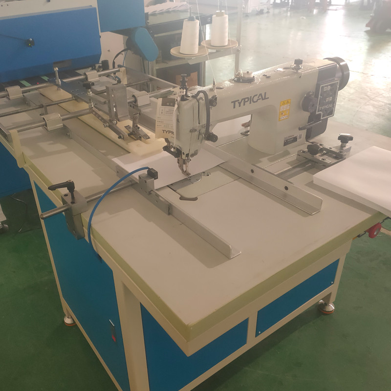 BSM-U Central Threading Folding Sewing Machine For Notebook