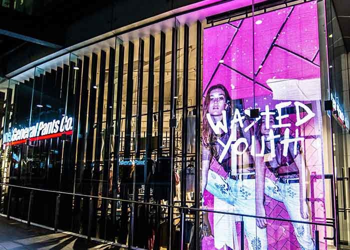 500*1000mm Aluminium Alloy Transparent Glass LED Display Full Color
