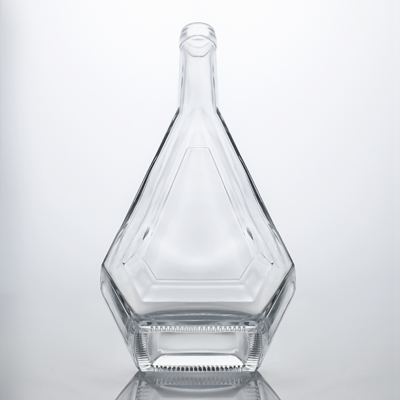 Polygonal Shape Glass Bottle for Gin Rum Whisky Cork Top and Sealing Type Cork