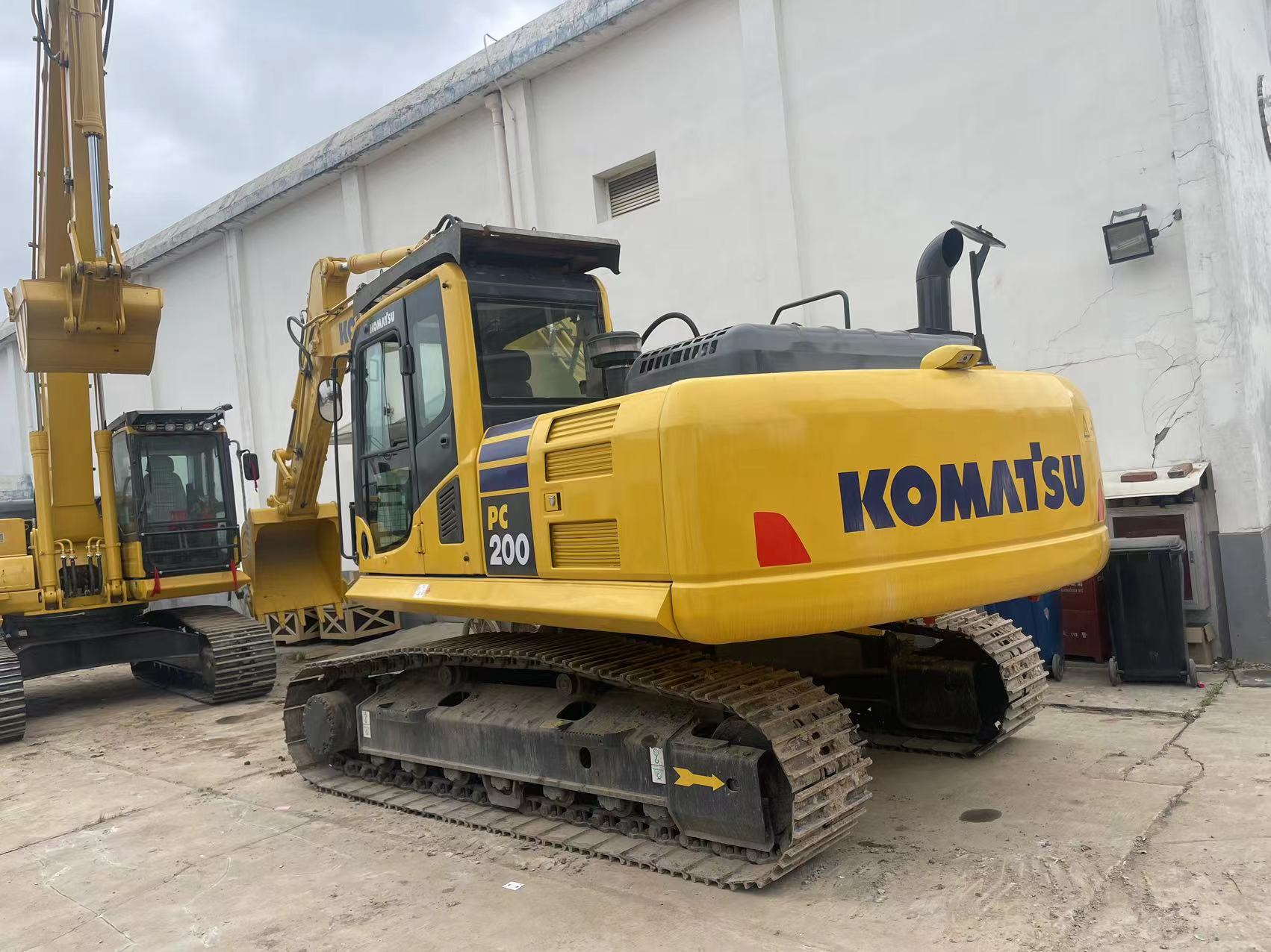 20 Ton Original Color Used Komatsu Excavator Pc200 Construction Excavator