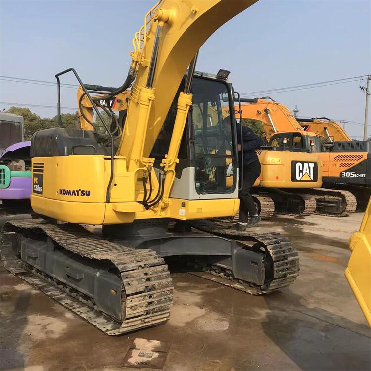 Original Hydraulic Valve Komatsu 13t Excavator PC138us-2 with 13400KG Operating Weight