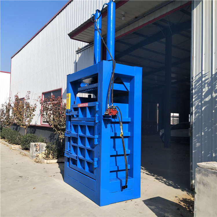 Used Clothes Baler / Used Clothes Bundling Machine