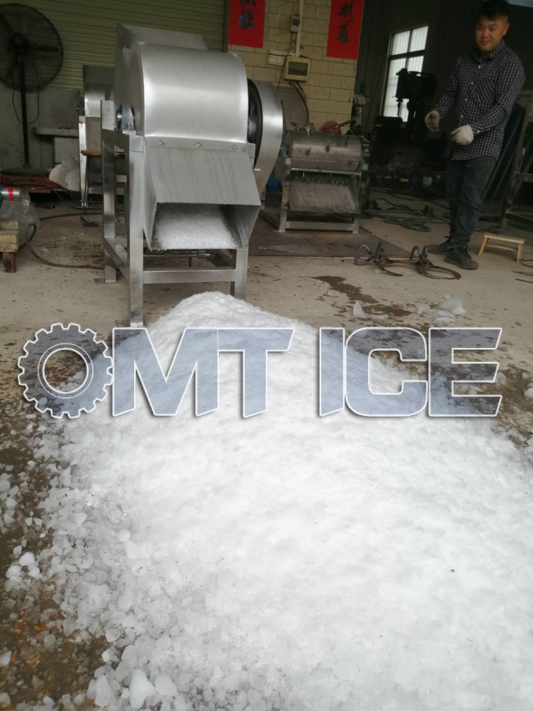 Customized Ice Crushing Machine 10 Tons Multipurpose For Seafood And Vegetables
