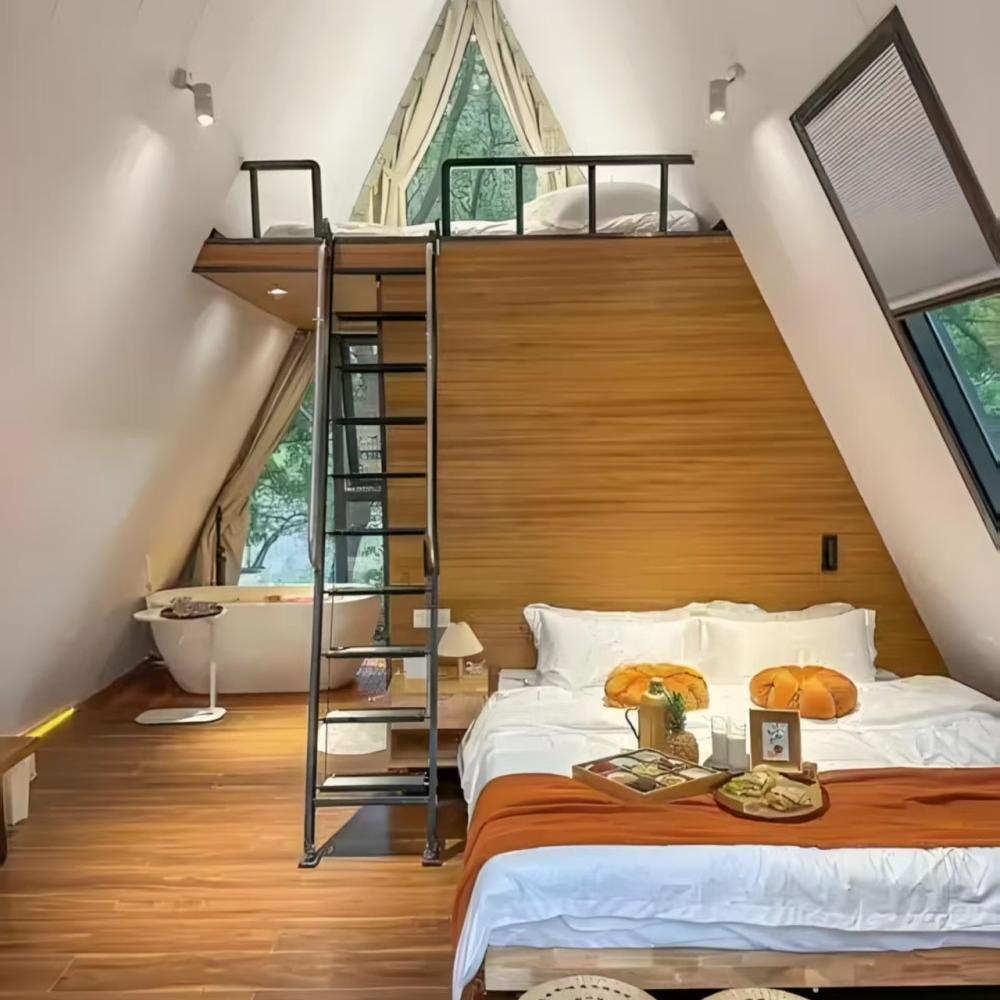 Customized Professional Luxury Triangle Steel Structure Prefab House with Modern Design