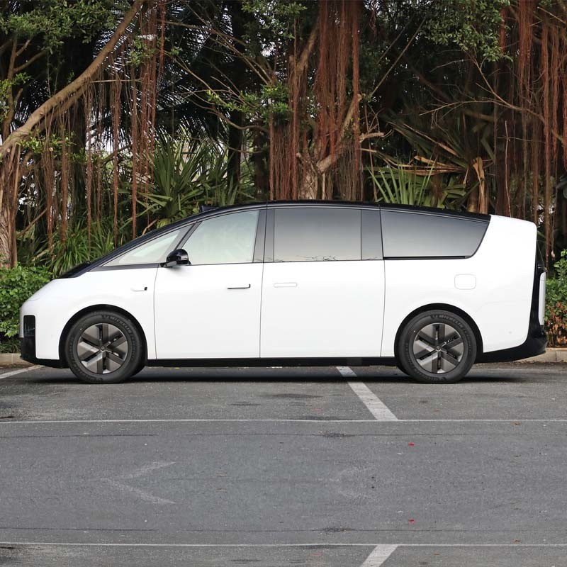 2024 New Lixiang Cars Li Mega EV Car Large 5 Doors 7 Seats MPV Electric Car