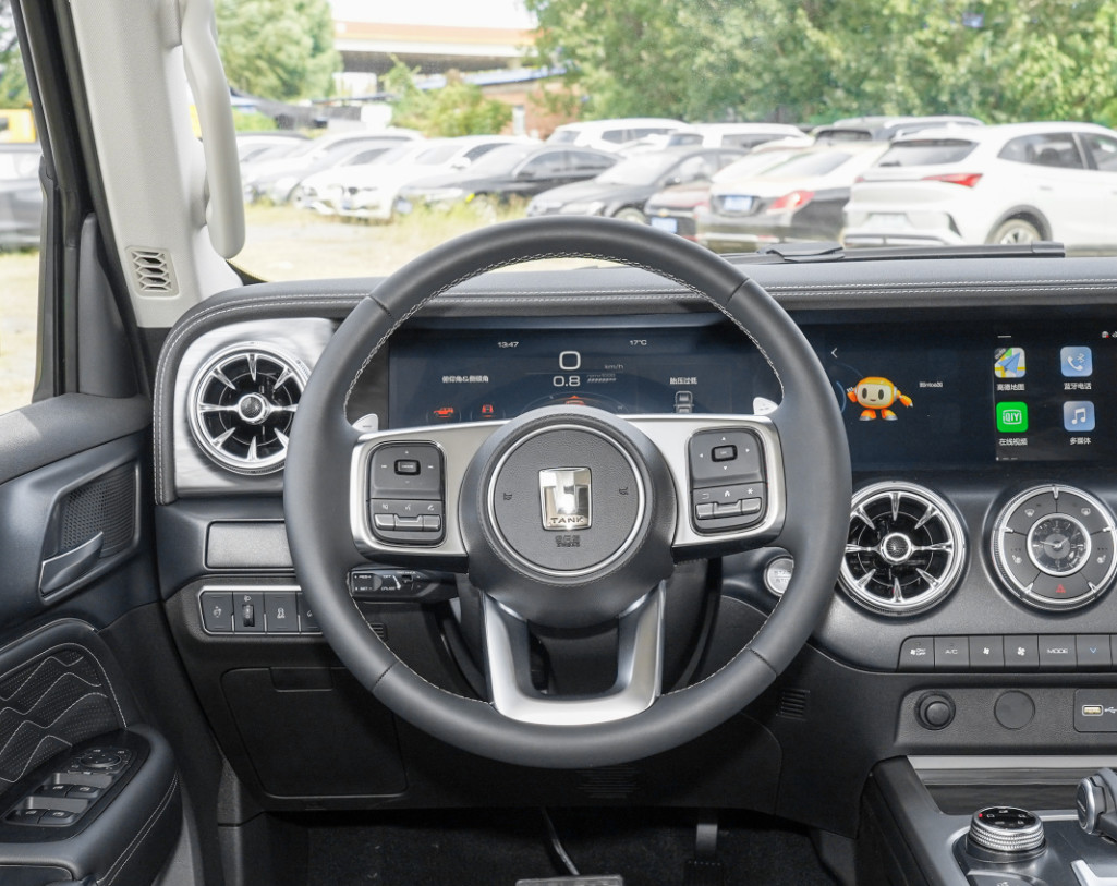 Cool 2023 Tank 300 2.0T City Model Challenger Version Compact SUV 5 Door 5 Seats