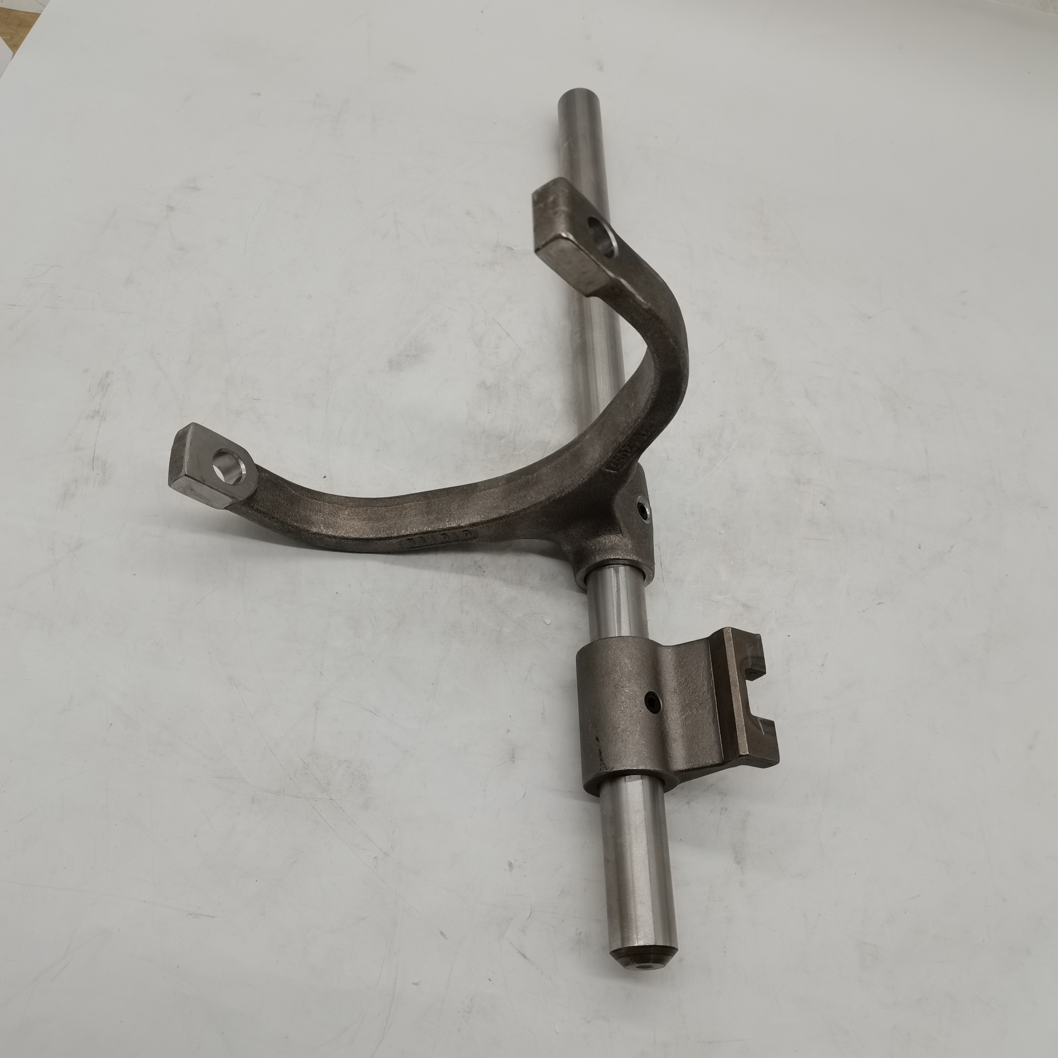 Fast original C12 gearbox 3/4 gear shift fork shaft assembly 11852045 11852053 11852065 11852057