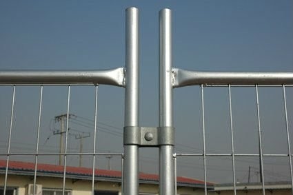 High Strength 2100x2400mm Temporary Steel Fencing For Commercial Construction