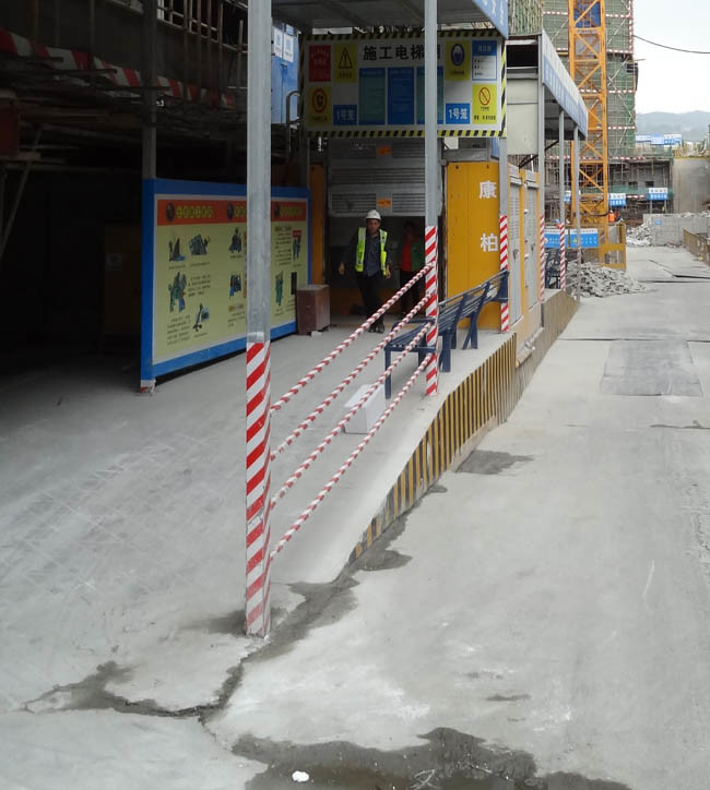 Rack Pinion Passenger And Material Hoist SC200/200 Cage Side With Additional 'C' Door