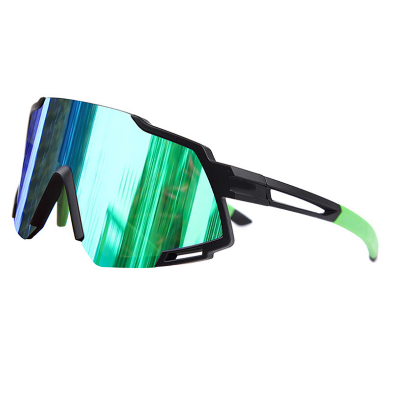 Anti Glare Polarized Sunglasses High Light Transmission UV400 Protection