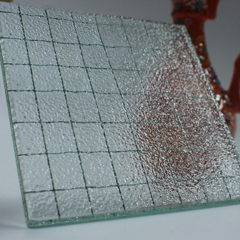 Ultra Clear Float Pattern Decorative Glass Narrow Reeded Tempered Sheet Glass Stair Manufacturing Plant