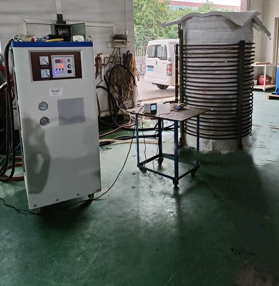 1-15Khz 200KW Industrial Induction Heating Machine For Heating Shrink Expansion