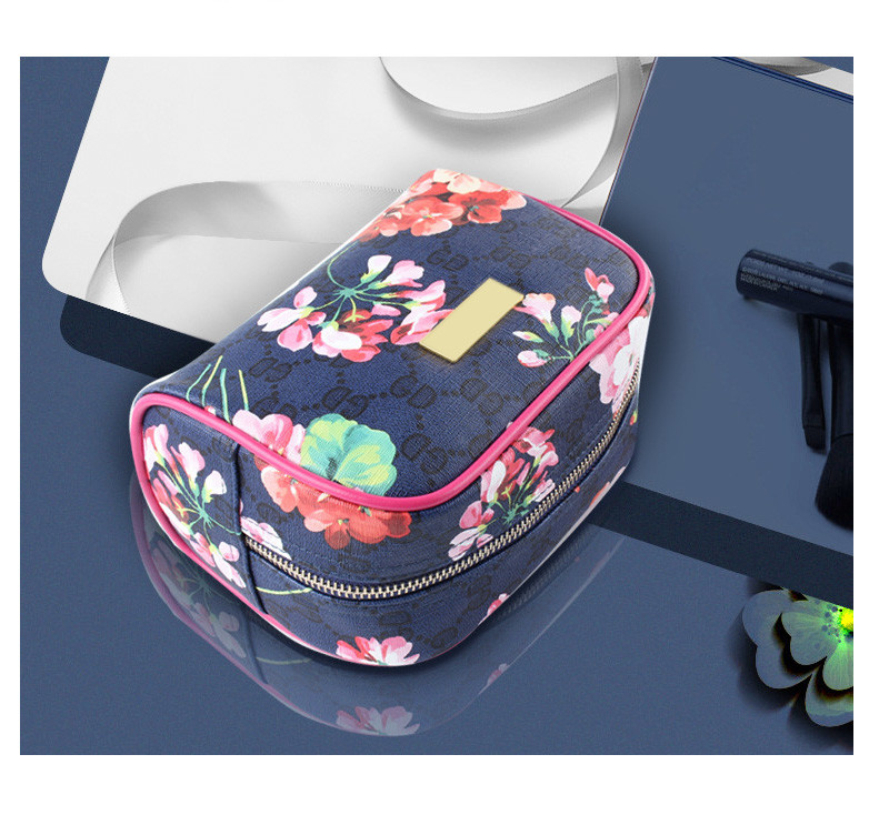 Waterproof Floral Printed Canvas Custom Cosmetic Bag