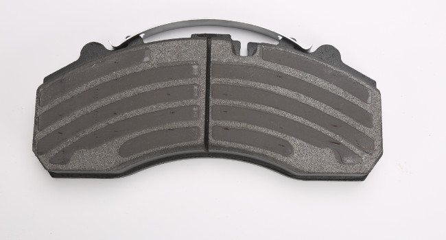 Eco Disc Braking Pads Material Semi Metallic For All Kinds Heavy Truck