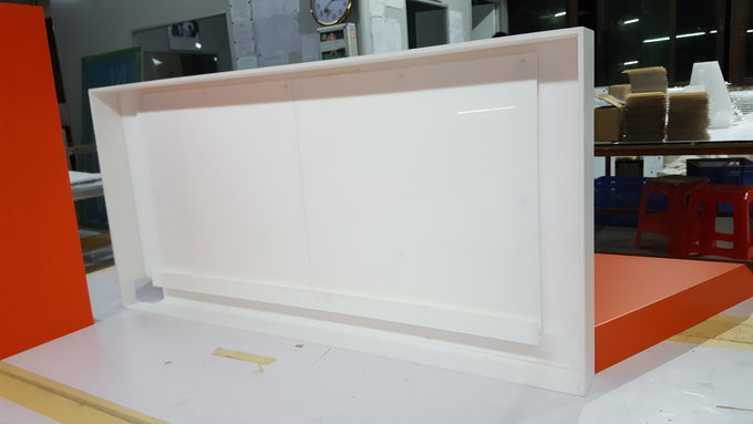 Showing Stand Retail Store Merchandise Display Aurora Signs CE Certified