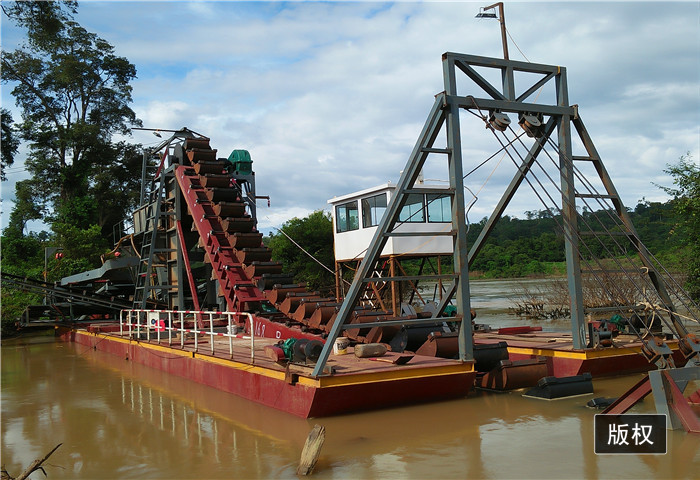 Hydraulic Bucket 200t/H 16M Cutter Suction Dredger For Salt Mining