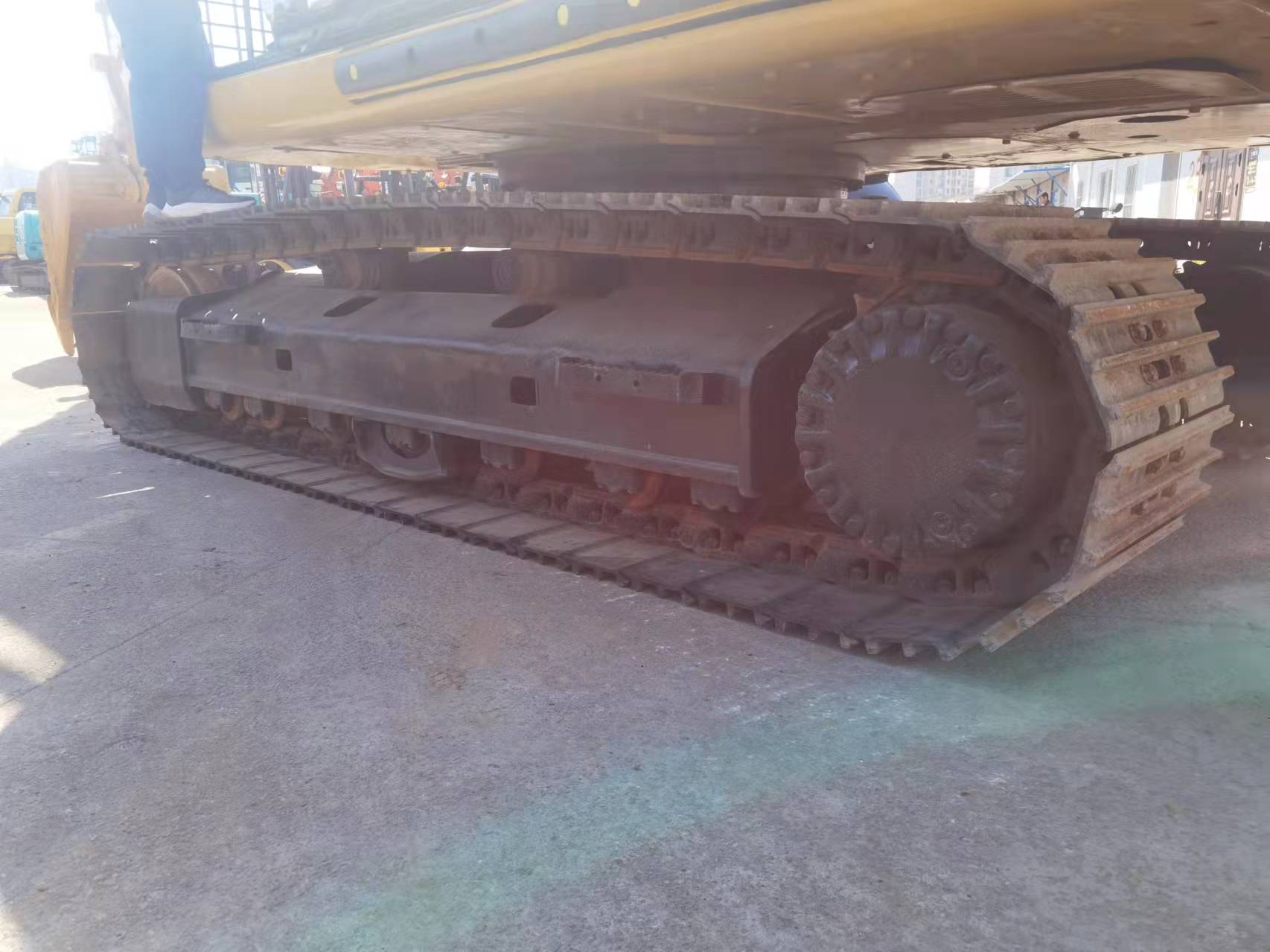 CAT Excavator 320D 1M Bucket Capacity 20T Operating Weight Low Working Hours