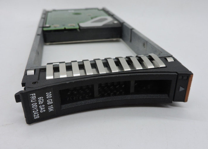00Y2428 00Y2499 IBM Hard Disk 300GB 15K SAS 6Gb V3500 V3700 1 Year Warranty