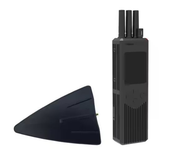 Wearble Drone Detector 2.4G 5.8g Alarm System IP65 with Direction Finding Antenna Body-Worn Device C-Uas Uav Handheld Detector