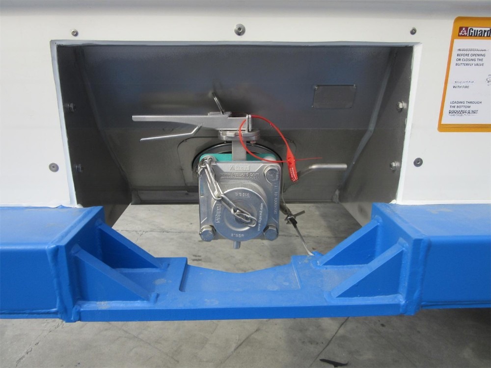 500mm Manhole 3'' BSP SS316 Bottom Discharge Butterfly Valve for Plastic Documents Holder ISO Tank Container