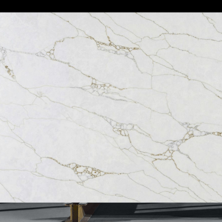 20mm Thick Calacatta Quartz Stone Slab Customized Size Polished Quartz Stones