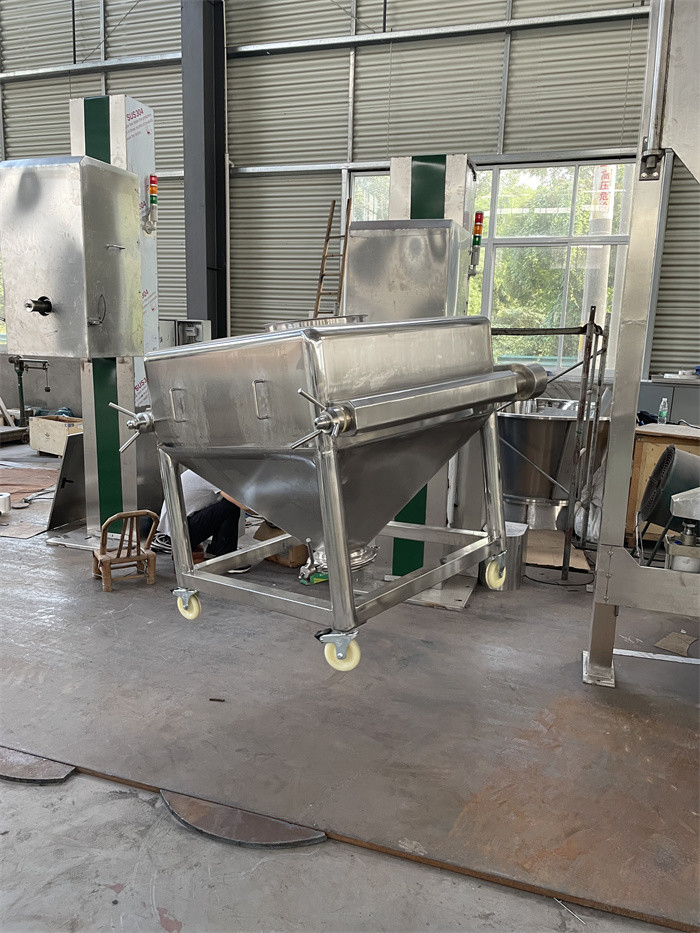 500 Lb Bin Replaceable Post Bin Blender Provides Mixing Blending Mixing Speed 3 R/min