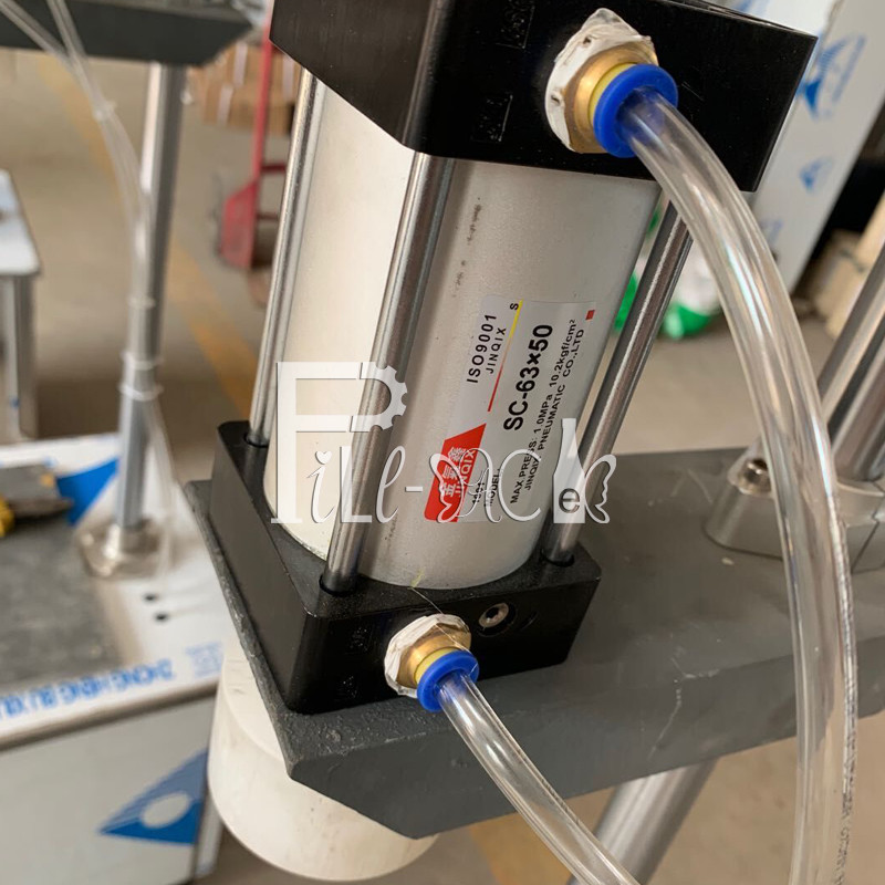 Automatic Gallon Plc 450mm Manual Pet Bottle Capping Machine