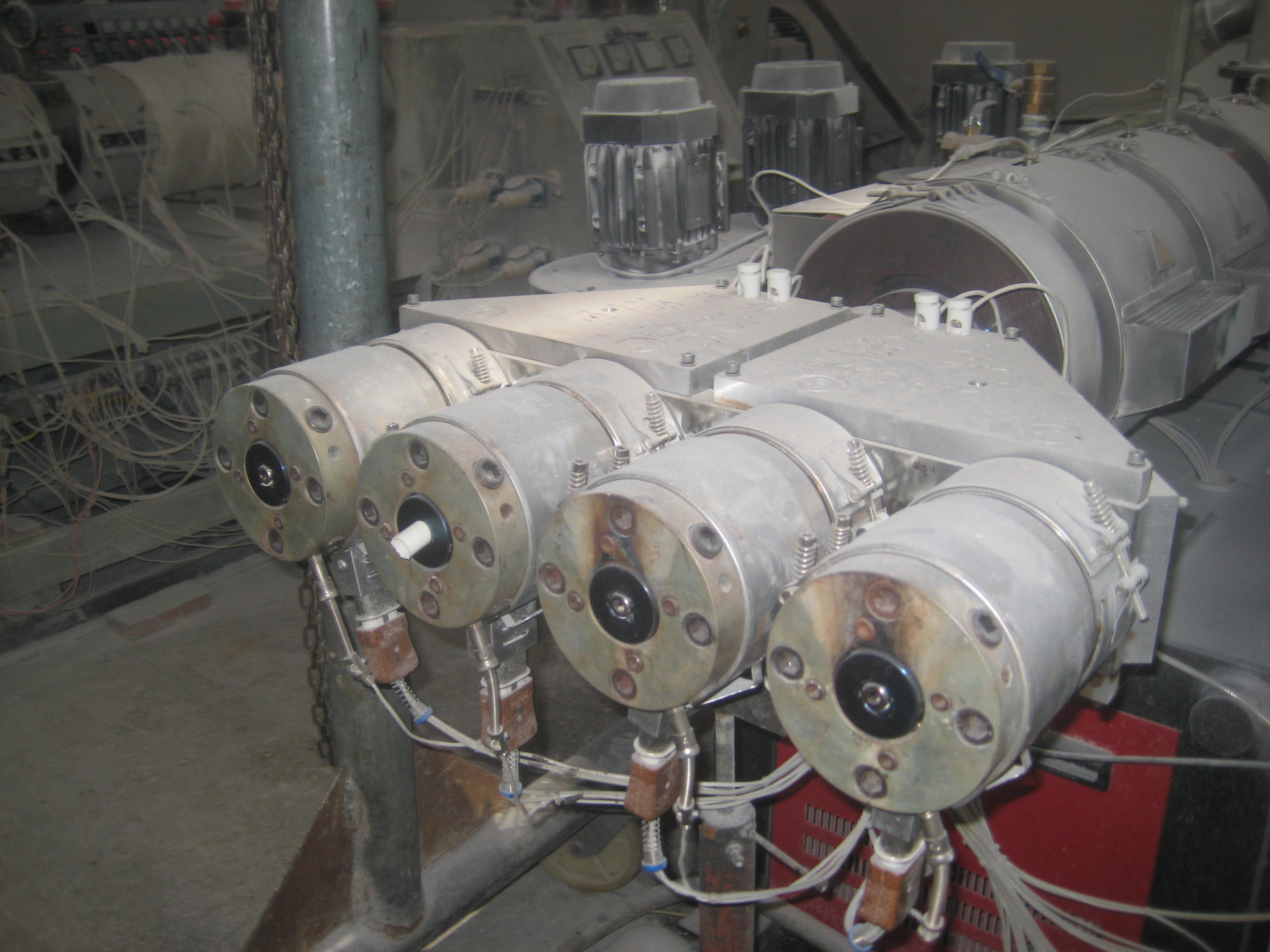 Four Strand PVC Pipe Making Machine Four Cavity PVC Pipe Extrusion Line