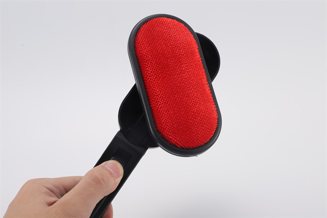 felt lint brush for sweaters wool Dual Sided Pop-up Multi-Directional Swivel Head Comfort-Grip Handle Reusable