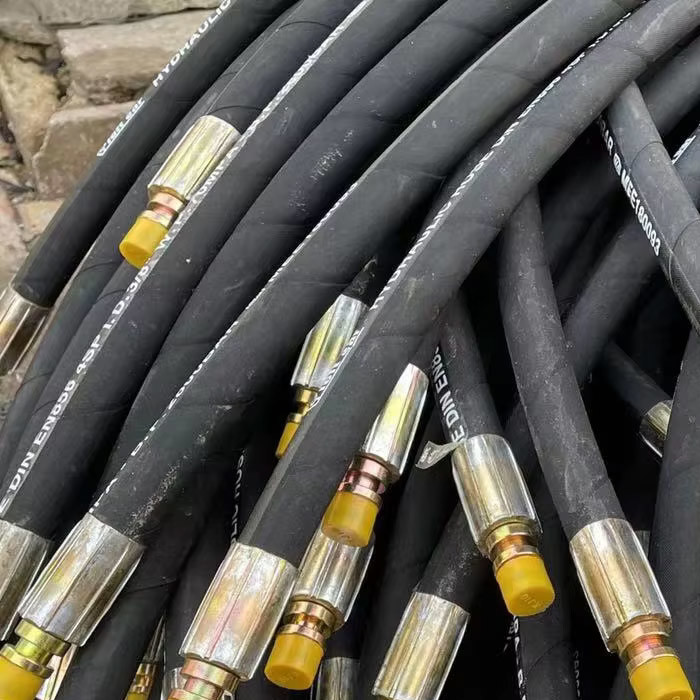 Hydraulic Oil Hose Resistant To Hydraulic Fluid Aging High Impulse Resistance