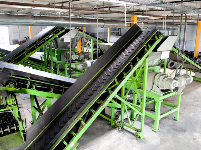 Whole Tire Crusher Recycling Plant Rubber Powder Production Machine
