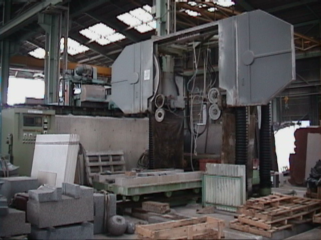 11T 15KW Granite Quarry Multi Wire Granite Cutting Machine 2500mm Trolley