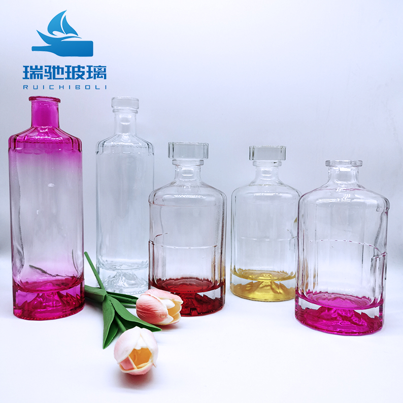 Custom Design 500ml 700ml Glass Liquor Brandy Bottle Super Flint Glass Body Material