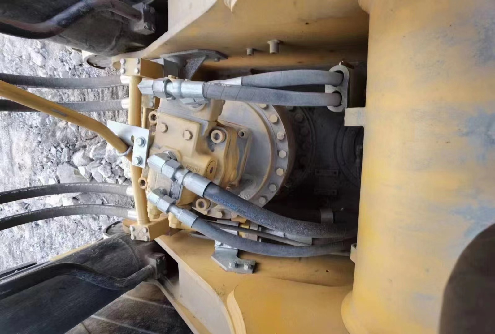 390 Crawler Excavator Used in with Construction Machinery and 90000 KG Machine Weight