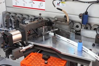 Straight Linear Plywood Edge Banding Machine Pre Milling Edge Bander Corner Rounding