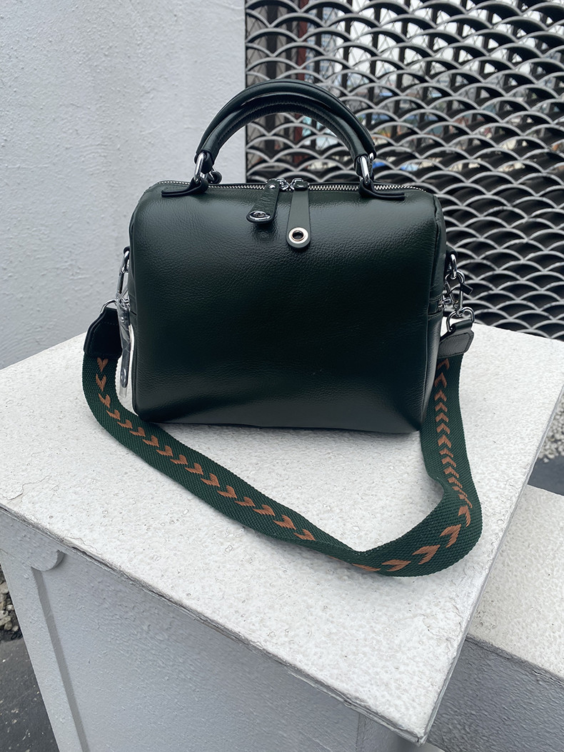 Tote Bag For Women With Zipper Open Type Ladies PU Leather And Shoulder Strap For Work