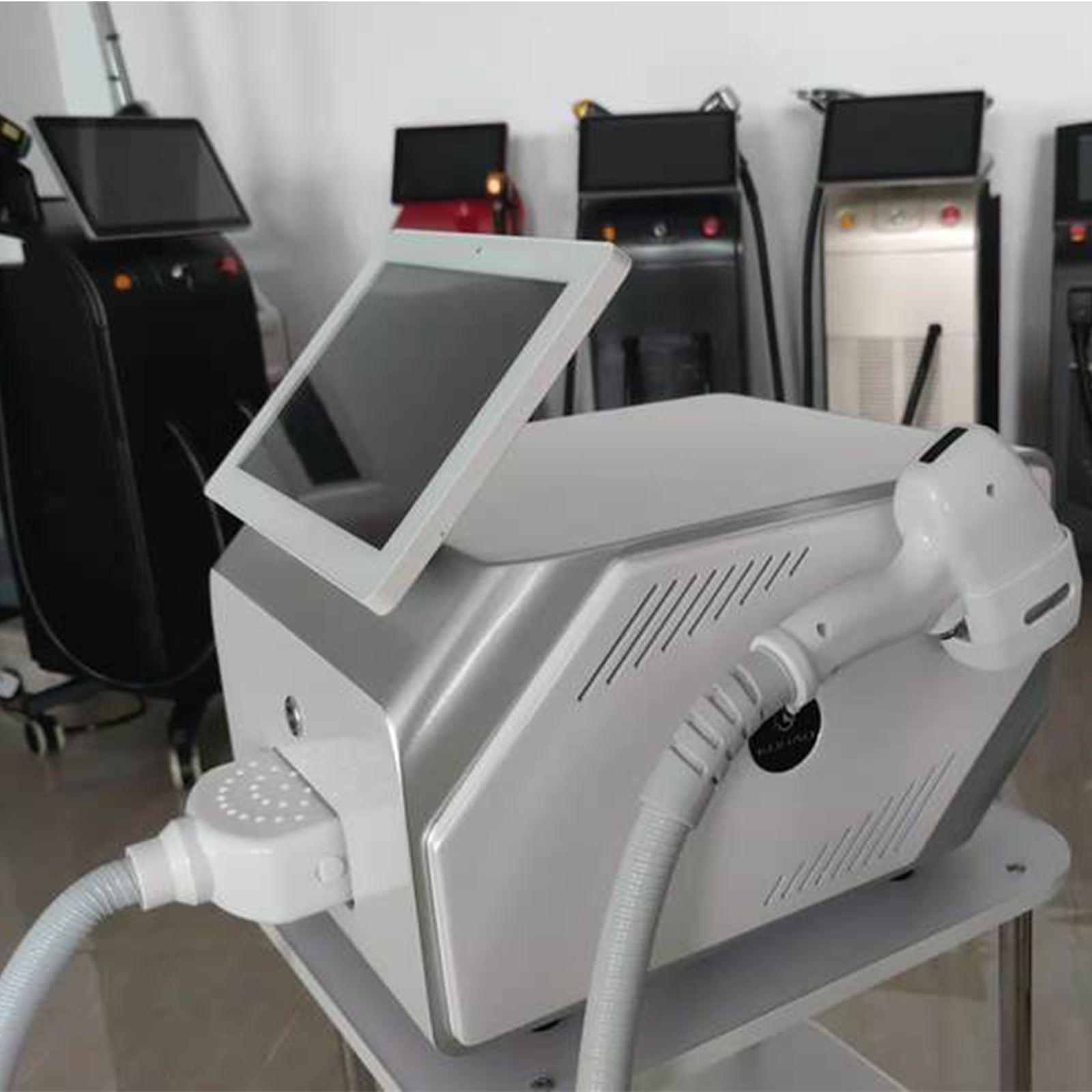 Whitening Portable Diode Laser Machine Ice Titanium Laser Hair Equipment Skin Rejuvenation