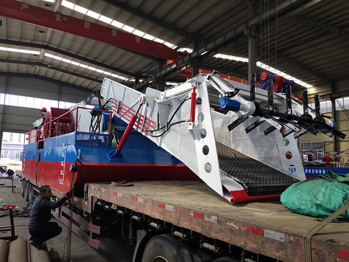 8 Cbm Capacity 60kw Power Lake Weed Cutter Machine For River Watercolor Harvesting