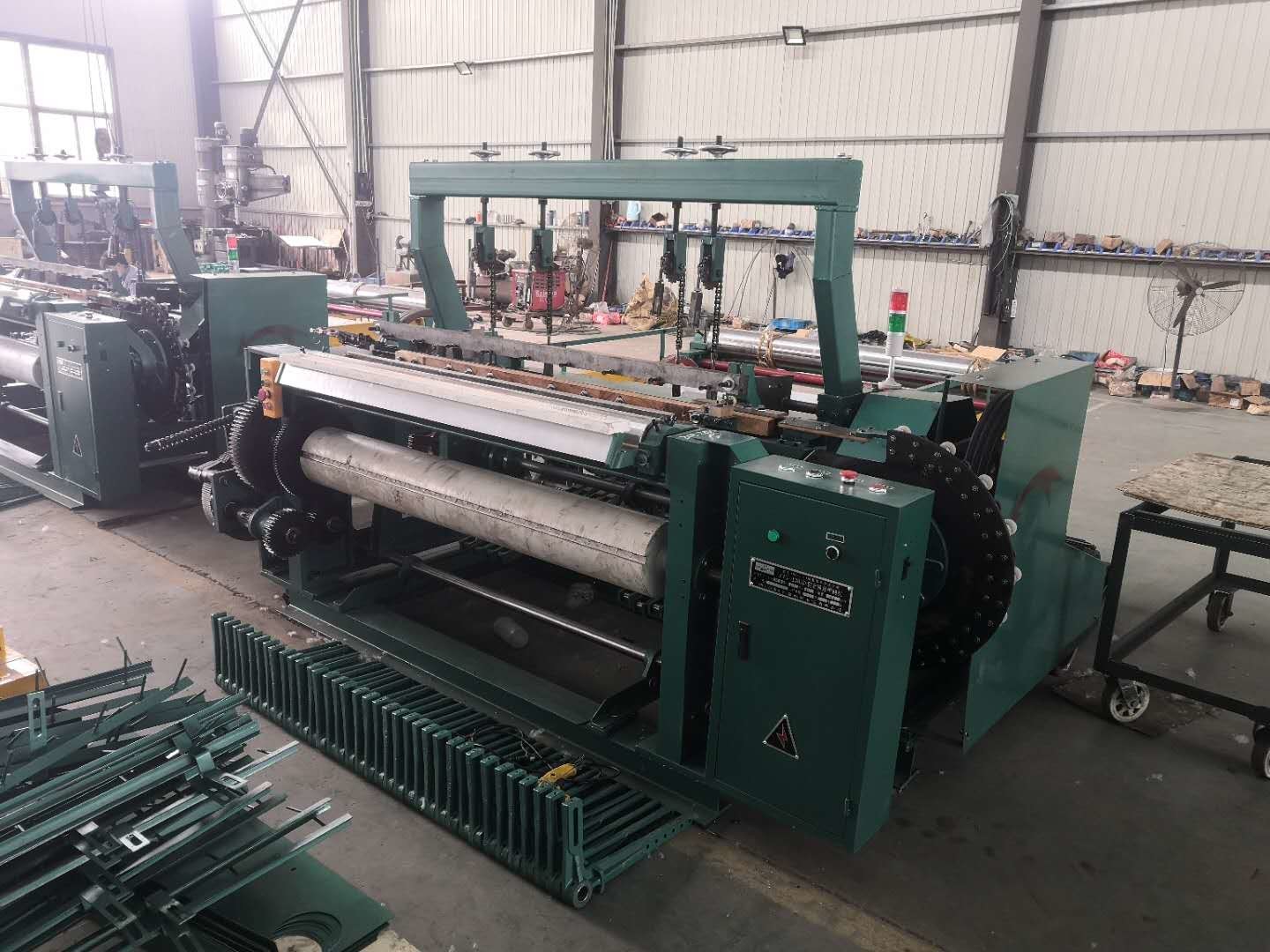 400 500 635 Mesh 2.2KW Stainless Steel Wire Mesh Machine