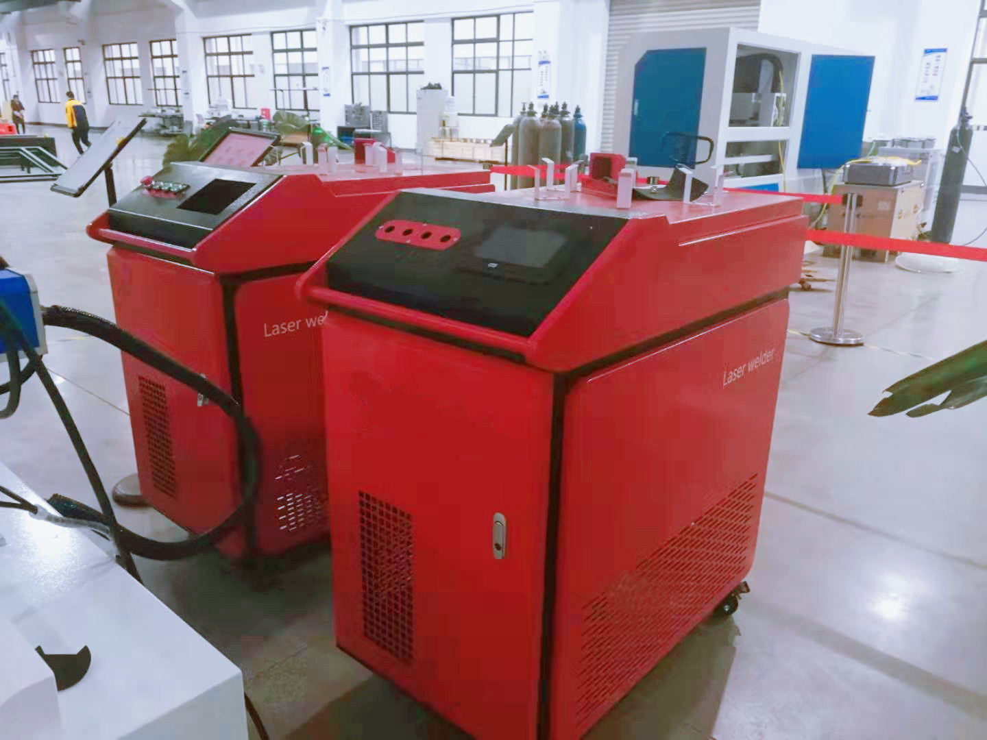 Handheld Precitec Laser Head Fiber Welding Machine for Model HY-SCHJ1000W/2000W/3000W