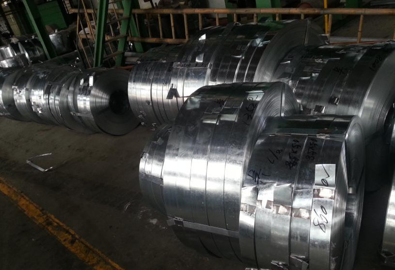 Premium Galvanized Steel Strip 40 - 275G/M2 Zinc Coating Soft Or Hard Quality