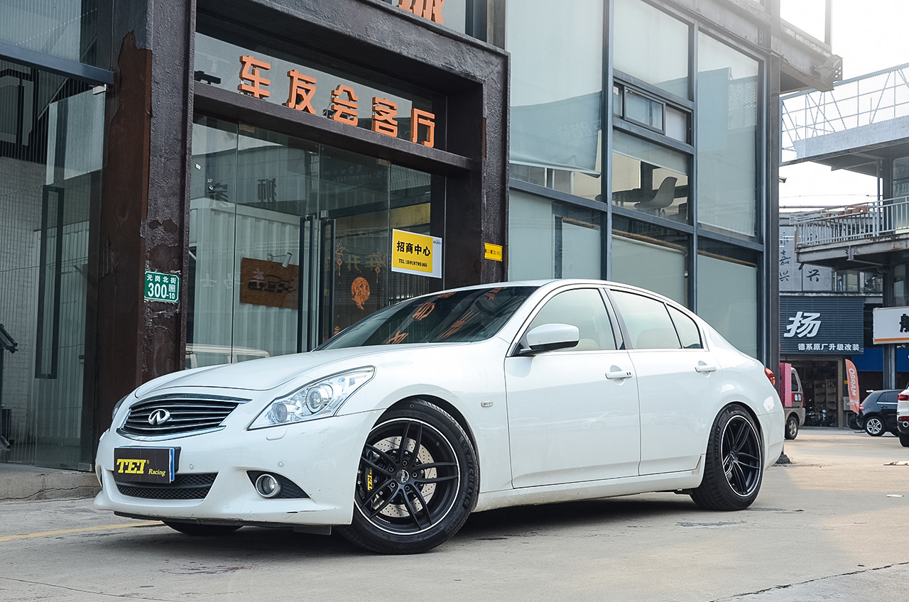 Big Brake Kit 355*32mm Rotor For Infiniti G37 Front 4piston Caliper With 345*28mm Rotor For Rear 18 Inch Wheel