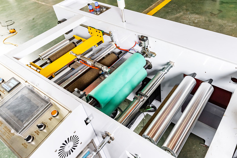 Medicine packing Folding Machine /folding machine/ Medicine packing film machine