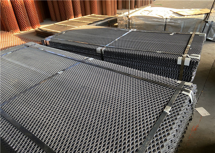 Low Carbon Steel Expanded Metal Mesh Galvanized For Building 1 * 2m 4.0mm
