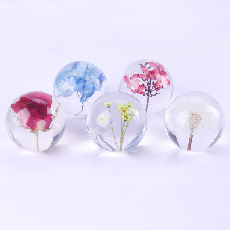 Real dandelion in Clear resin ball flower resin ball ornament